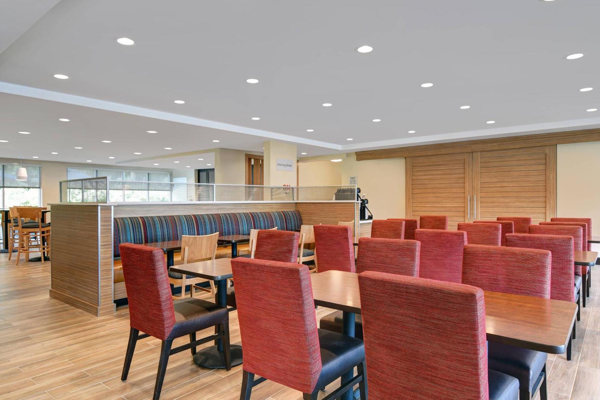 Towneplace Suites By Marriott Lima Exterior photo
